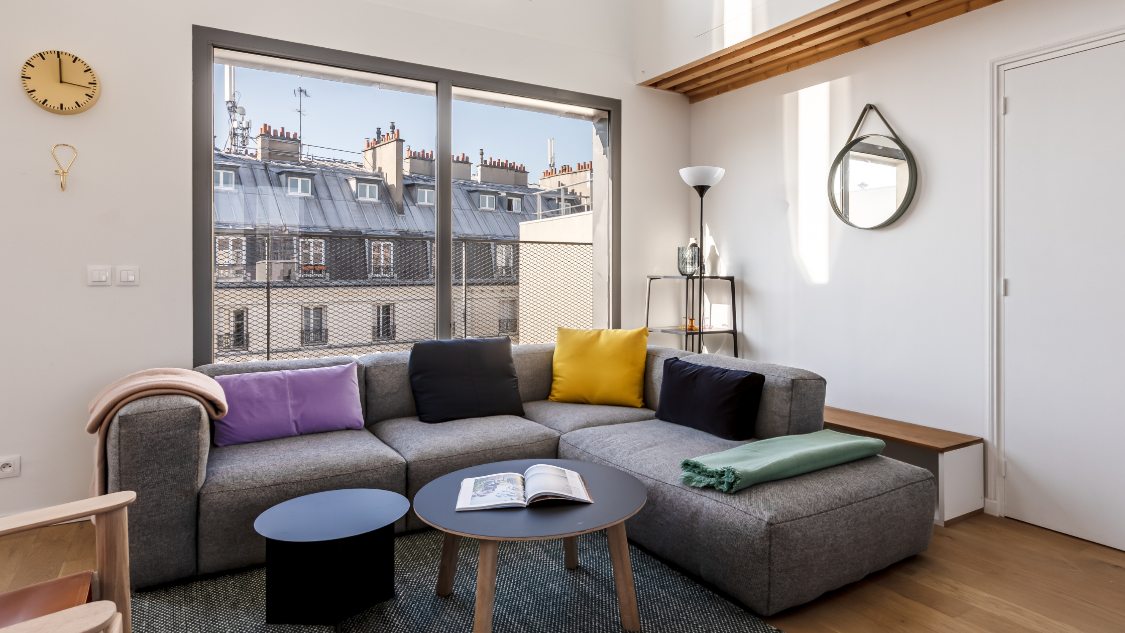 Paris LifeX Apartment