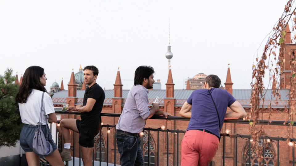 LifeX Apartment Rooftop in Berlin Mitte